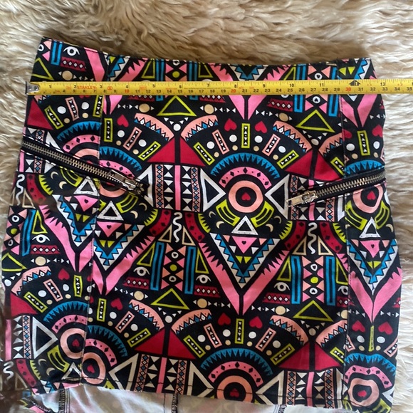 Divided H&M printed skirt - Picture 6 of 7